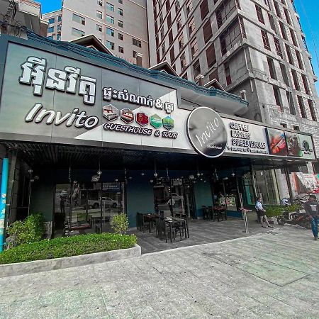 Invito Guesthouse Сиануквиль Экстерьер фото